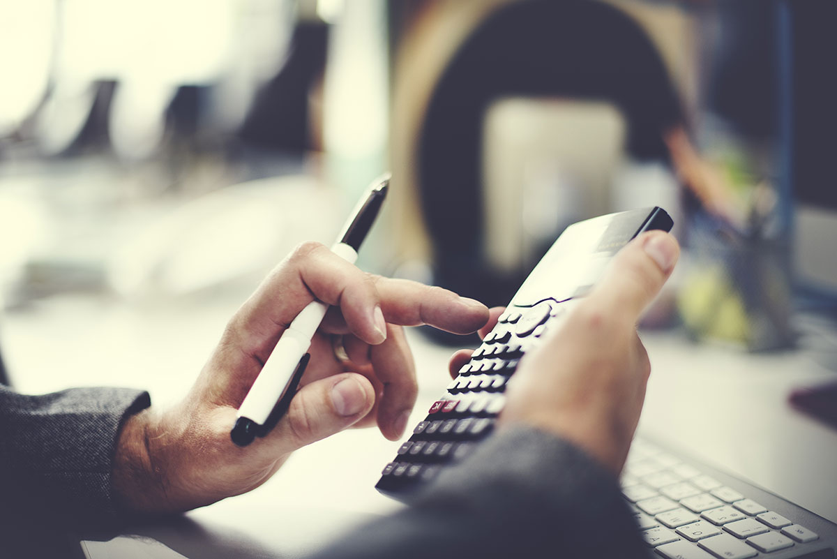The difference between gross margin and mark-up